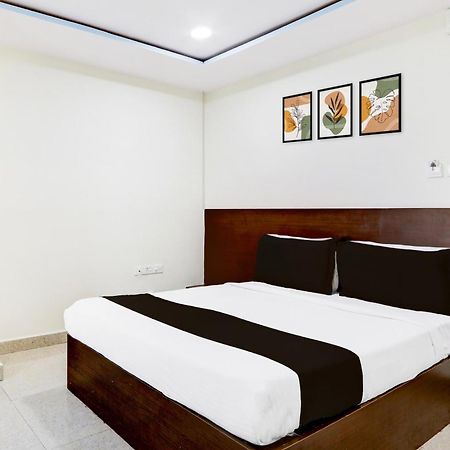 Super Hotel O At Home Hotel Darbar Hyderabad Luaran gambar